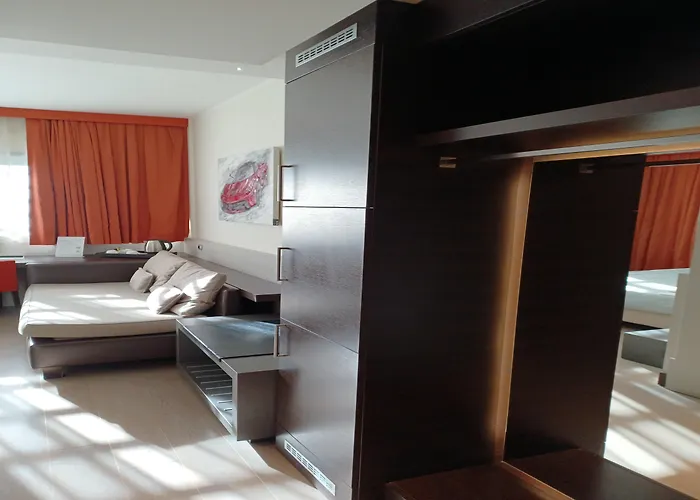 Rmh Modena Des ArtsAlbergo